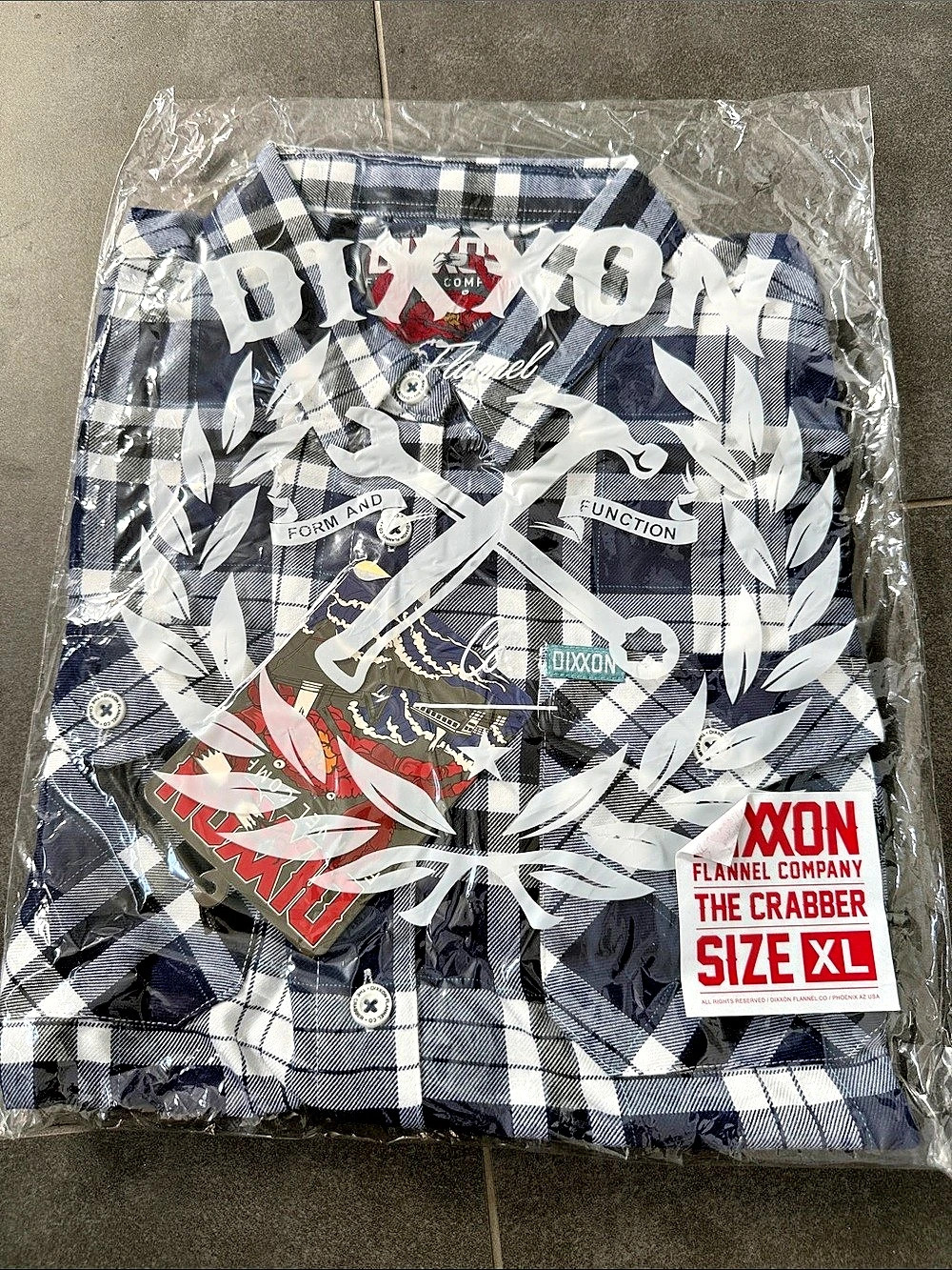 The Cravero The Crabber Plaid Button Down Shirt in Blue & White WXL NWT